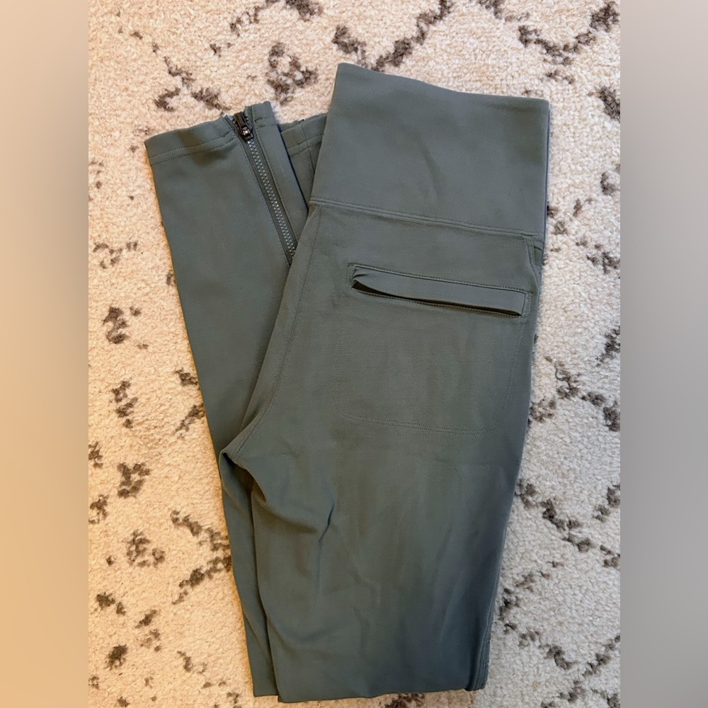 Athleta leggings size small